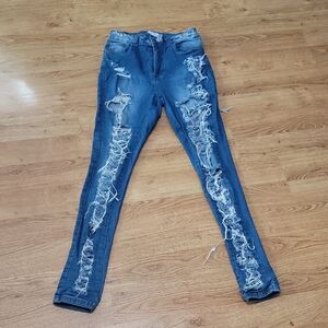 Itzzy Distressed Skinny Jeans Size 5